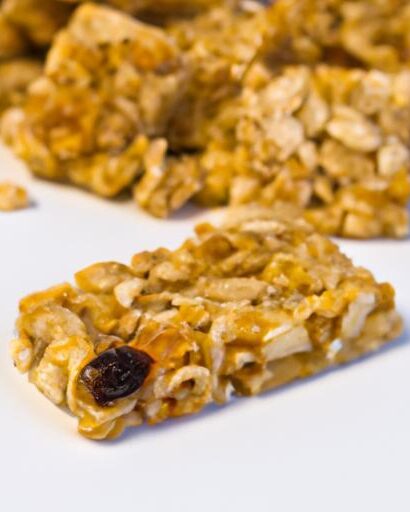 Nut-Free Granola Showdown: MadeGood vs Enjoy Life Bars